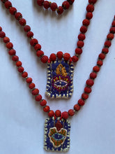 Load image into Gallery viewer, Hawthorn Berries Milagro Necklace
